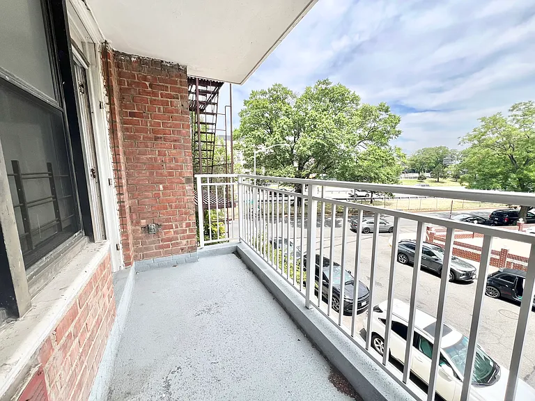 2792 Bragg St #305 — Photo 4
