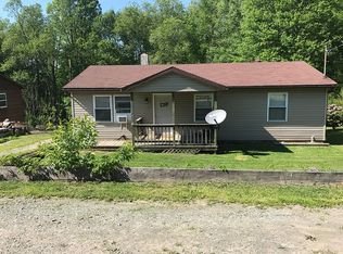 179 Centre Ave, Belington, WV