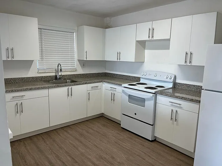 Trece Urim LLC — Photo 10