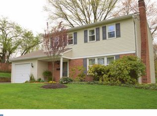 53 Indian Valley Ln, Telford, PA 18969