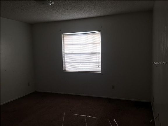 5th image of 2555 Christine Dr