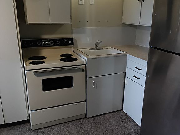 4th image of 1216 N Ashland Ave