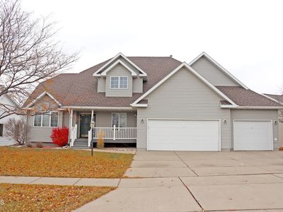 1722 Valley Dr, Bismarck, ND, 58503