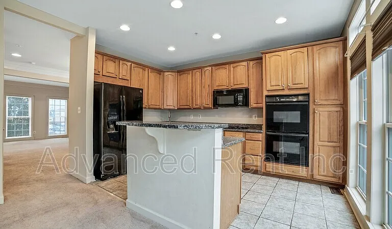 5109 Strawbridge Ter — Photo 8