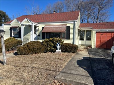 17 Loring St, Cranston, RI, 02920