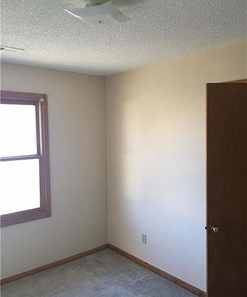 4th image of 1137 Ephraim Dr