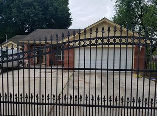 6425 Culmore Dr, Houston, TX 77087