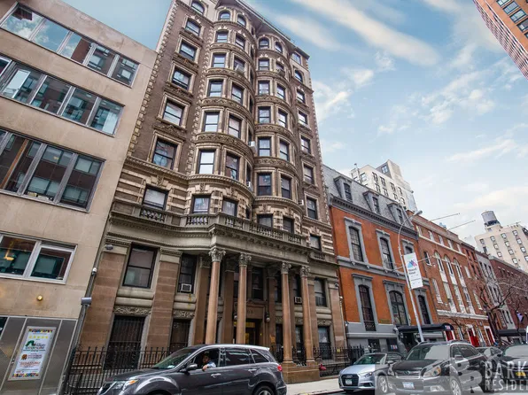 105 East 15th Street image 20 of 26