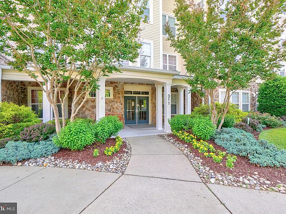 2nd image of 311 High Gables Dr APT 206