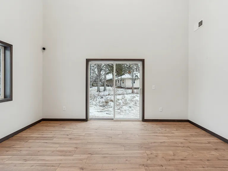 11510 Robinson Dr NW — Photo 8