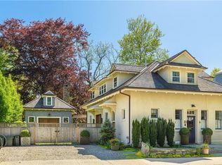 33 Everett St, Newport, RI 02840