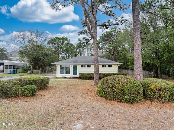 2nd image of 701 Francis Marion Drive