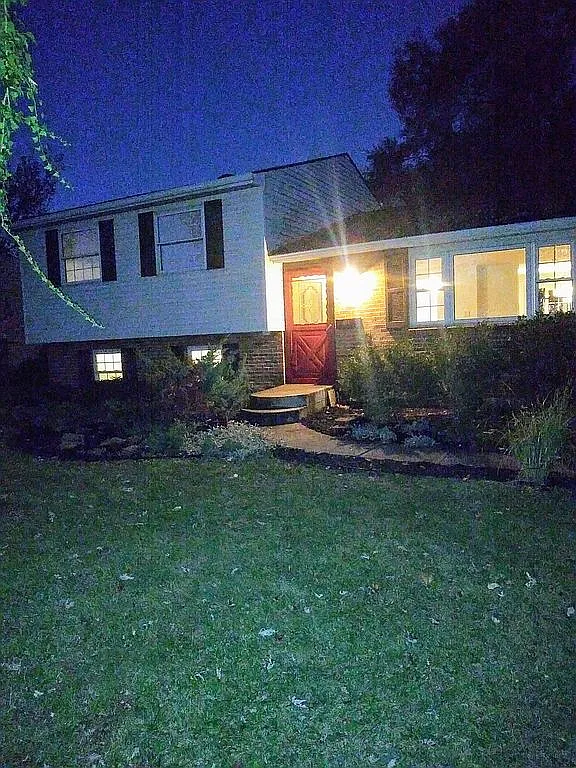 404 Rinehart Rd photo 1