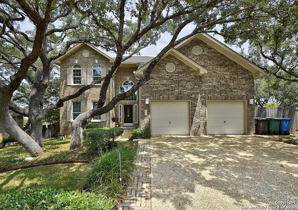1st image of 1010 Silver Knoll