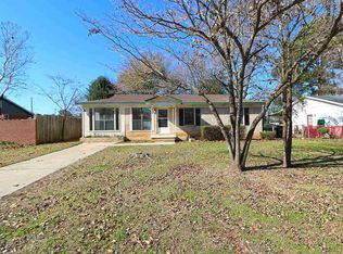 212 Meadow Dr, Warner Robins, GA 31093