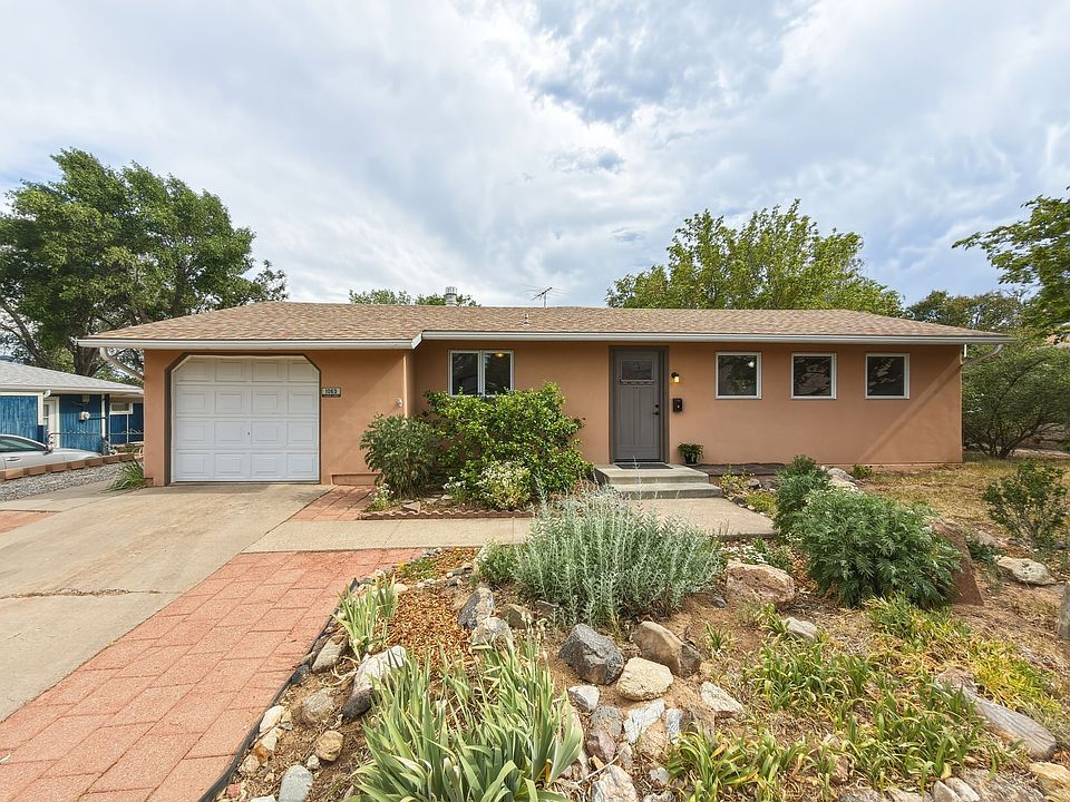 1st image of 1063 Pinon Loop