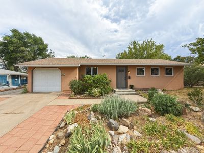 1063 Pinon Loop, Los Alamos, NM, 87544
