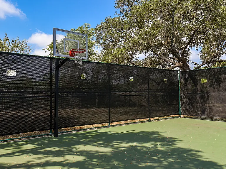 Basketball Area