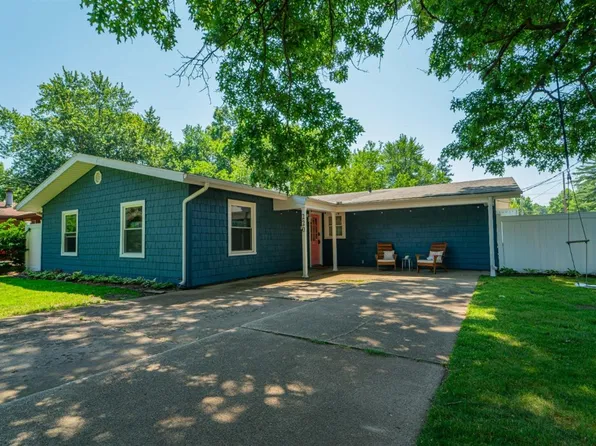 220 Leo Ave, Trail Creek, IN 46360