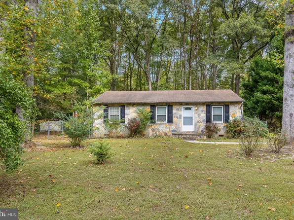 5539 Cedon Rd, Woodford, VA 22580