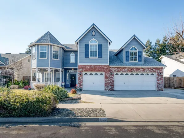 862 N Cherry Ln, Clovis, CA 93611