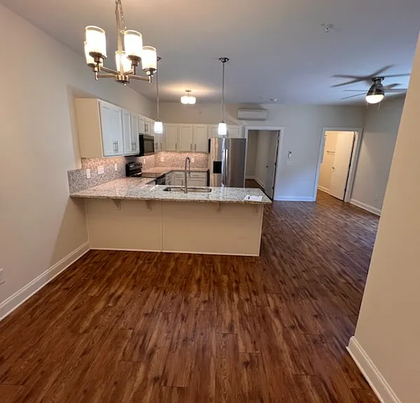 196 W Main St #10 — Photo 3