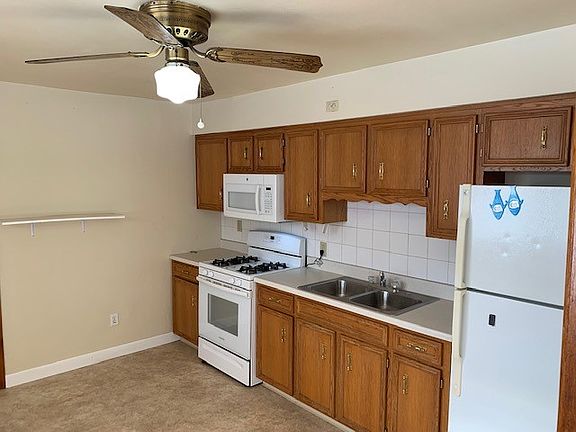 4th image of 7909 Elm Ave
