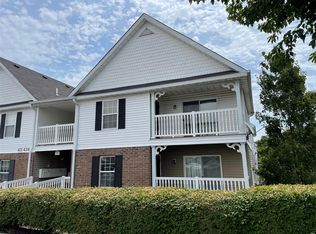 424 Saravalle Dr, Saint Peters, MO 63376