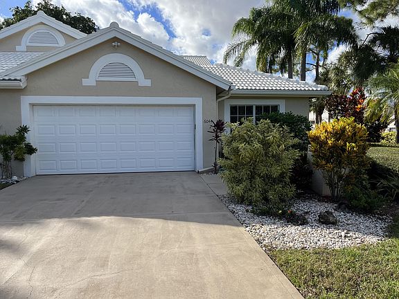 5th image of 6044 Greenspointe Dr