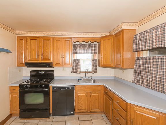 5th image of 2709 Atlantic St