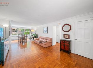 310 E 70th St APT 2M, New York, NY 10021