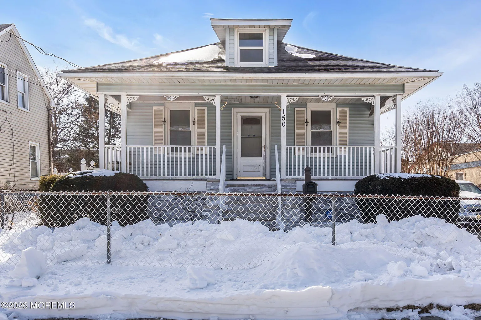 150 Sampson Place photo 1