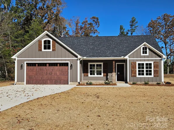 4245 Wesley Dr, Midland, NC 28107