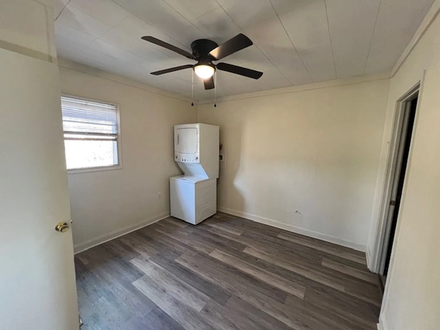 Charming 1B/1B home available in Lake Charles — Photo 4
