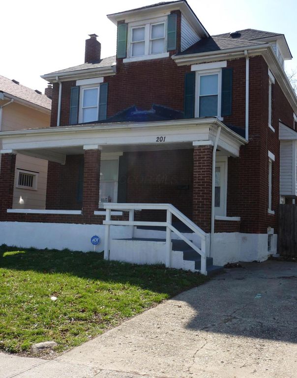 Real estate listing image