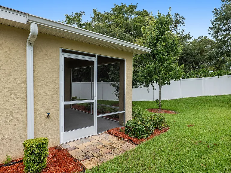 10397 Silver Maple Ave — Photo 86