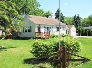 1450 S 167th St, New Berlin, WI 53151