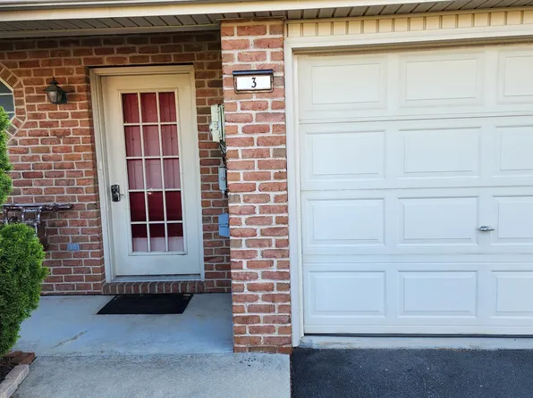 3 Tommy Ln, Enola, PA 17025