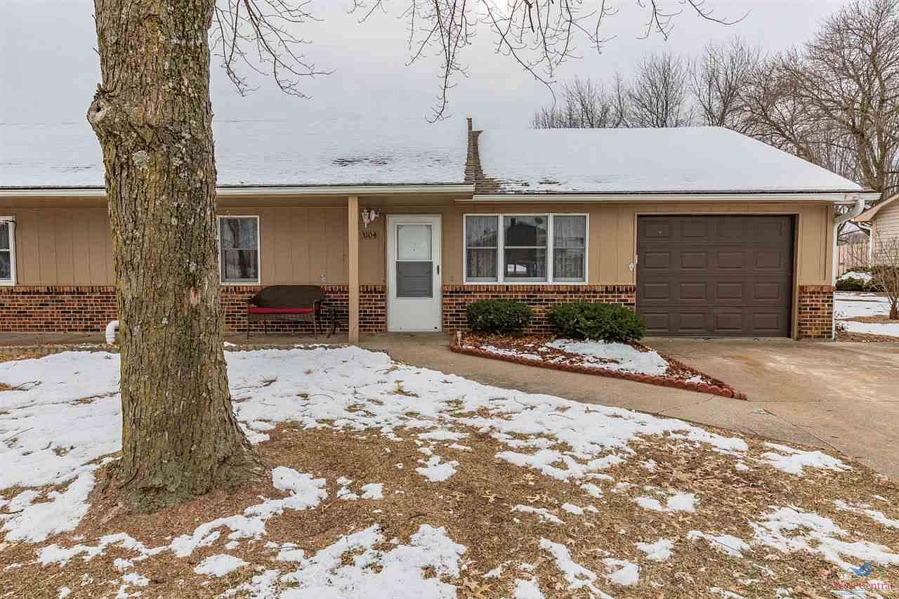 3104 Brooking Park Ave, Sedalia, MO 65301 Zillow