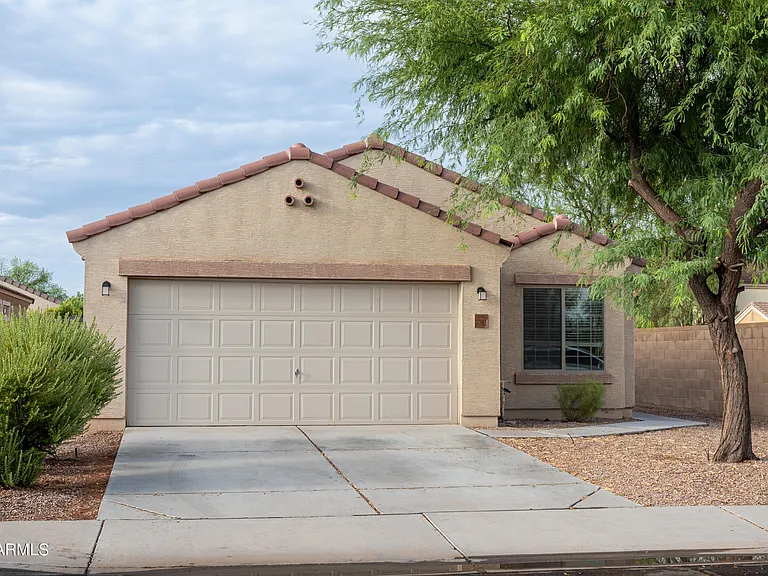 37153 W Amalfi Ave — Photo 2