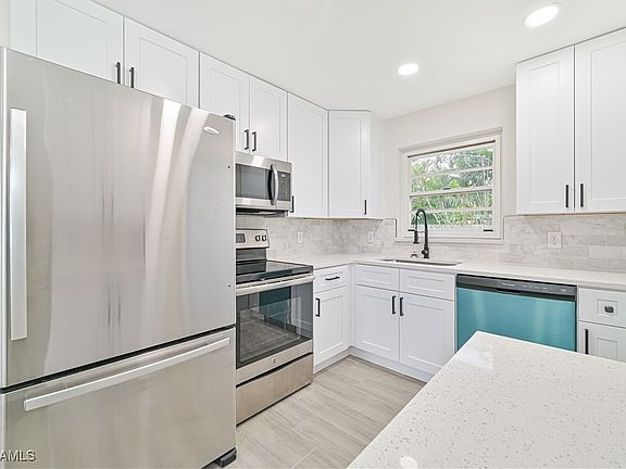 4th image of 3844 Marvaez St