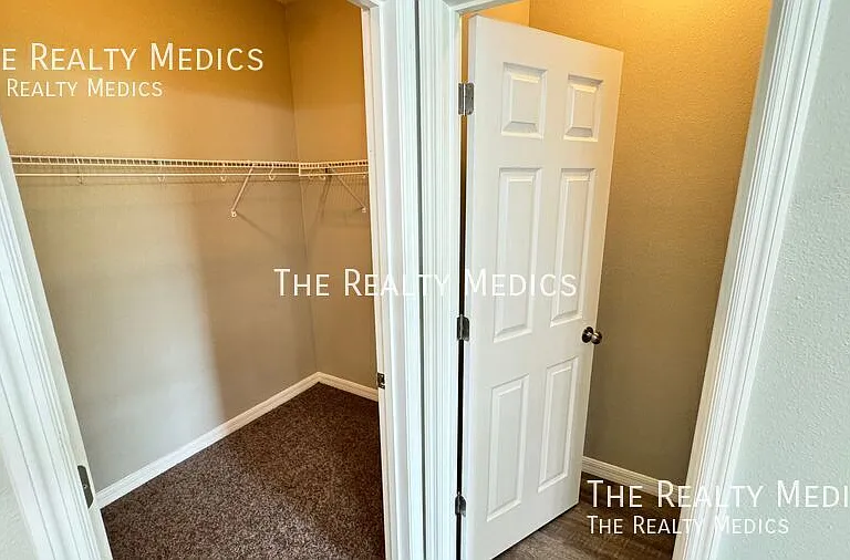 8219 Cozumel Ln — Photo 23