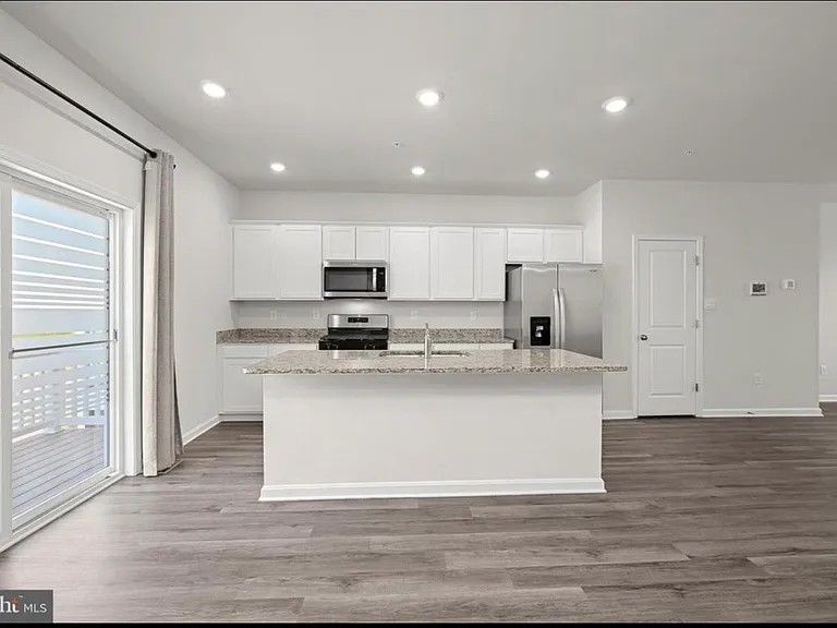 1944 Fauna Dr — Photo 30