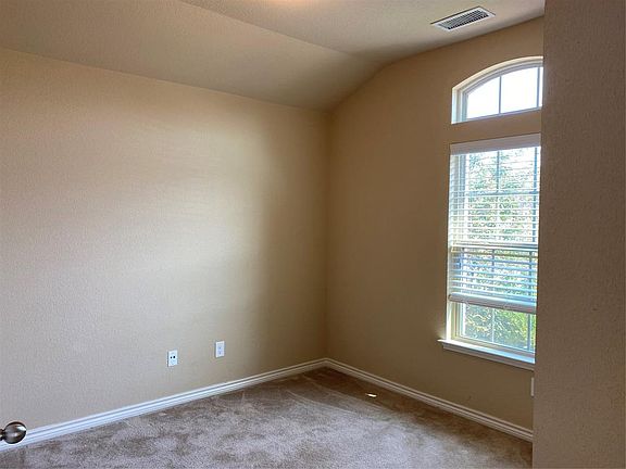 5th image of 2324 Scott Creek Dr