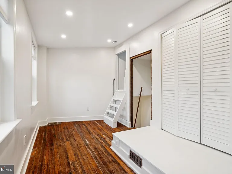 136 Carpenter St #C — Photo 26