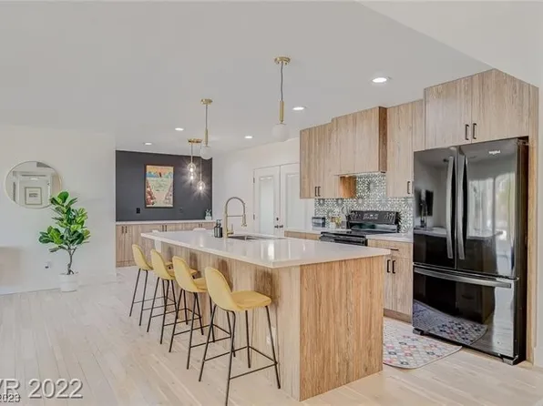 111 Forest Ln, Boulder City, NV 89005