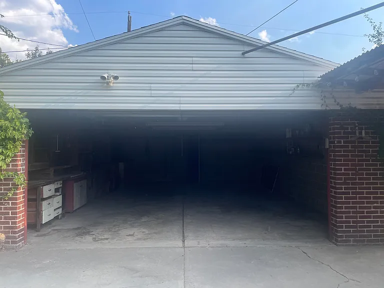 1530 E Gregson Ave — Photo 19