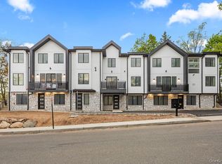 1 Homestead Ln #201, Monsey, NY 10952