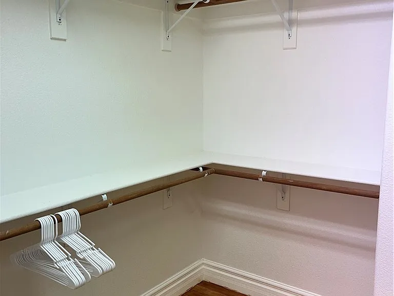 2937 Copper Beach Ct — Photo 12