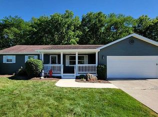 519 Chinook Dr, Defiance, OH 43512